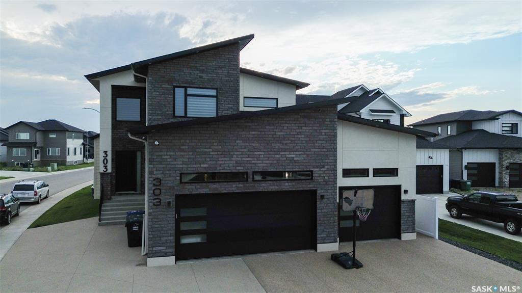 303 Woolf Bay  Saskatoon SK S7W 1E5 photo