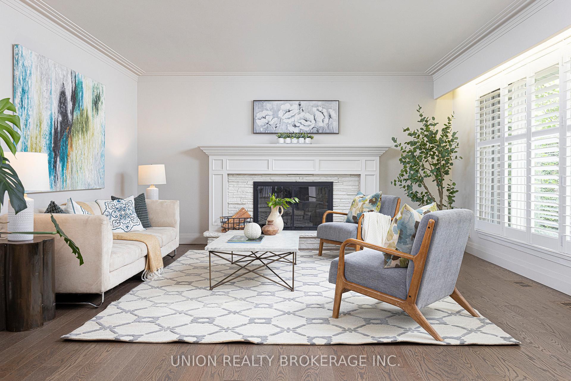 Property Photo:  787 Glenmanor Drive  ON L1J 5A6 