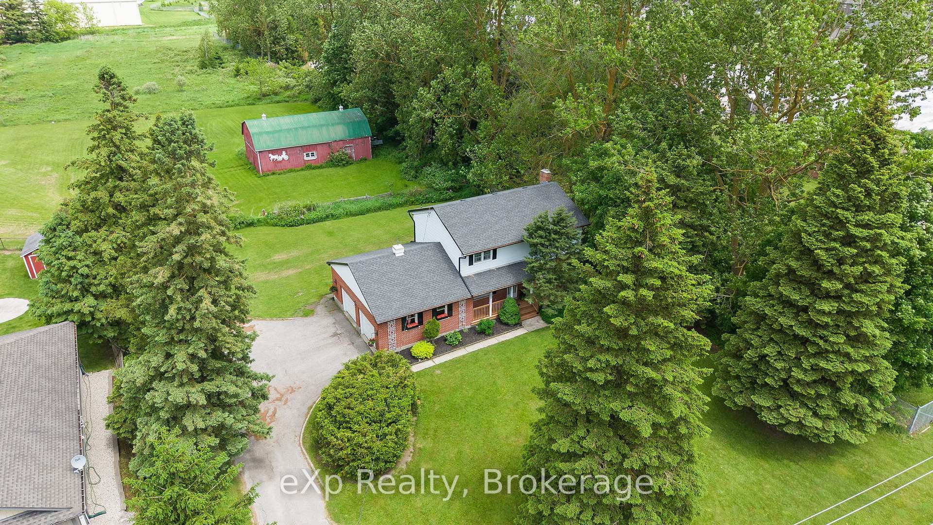 Property Photo: 450 Smith Street ON N0G 1A0
