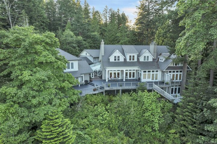 Property Photo: 1790 Hyacinthe Bay Rd BC V0P 1H0