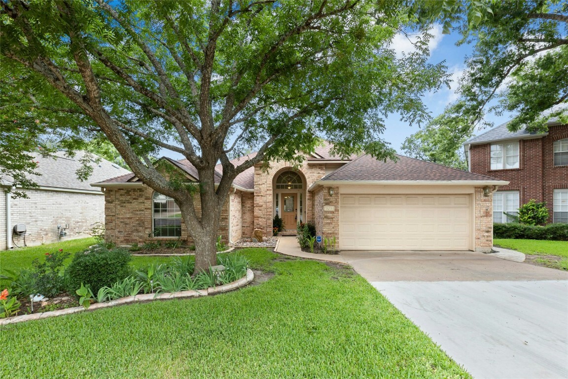 Property Photo: 1212 Dove Circle TX 78613