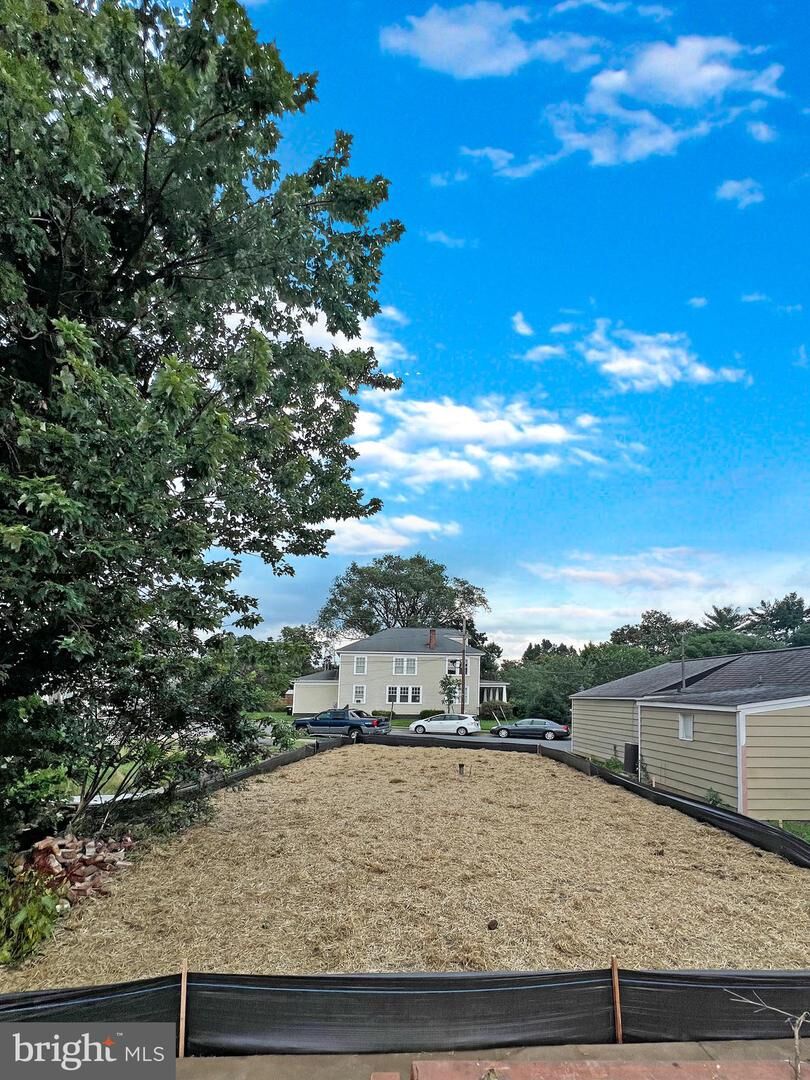 Property Photo: 904 Liberty Street VA 22401