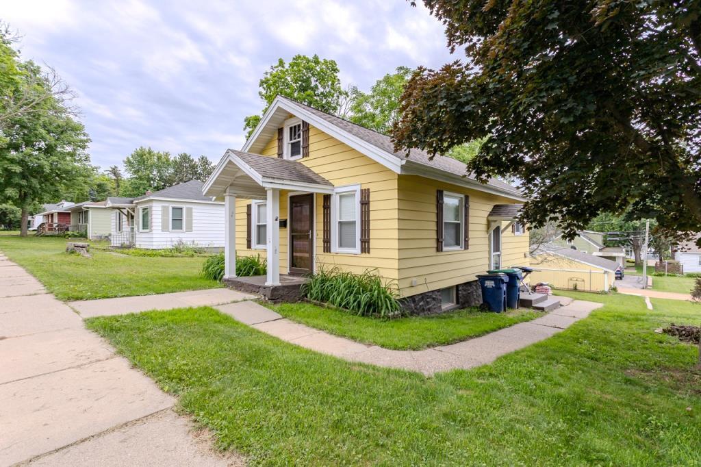 Property Photo:  709 Brown Street  WI 54403 