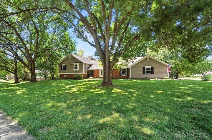 Property Photo: 1572 Frontier Court OH 45458
