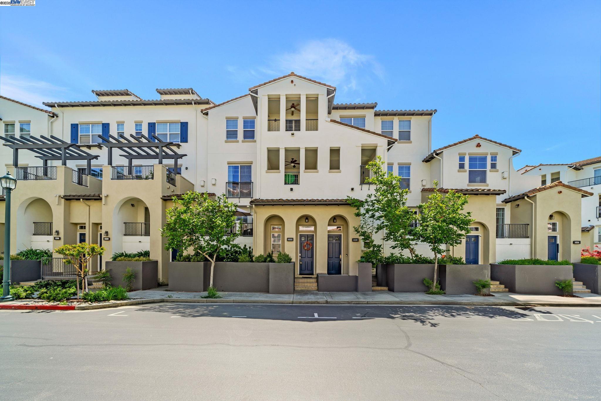 Property Photo: 4222 Clarinbridge Cir CA 94568