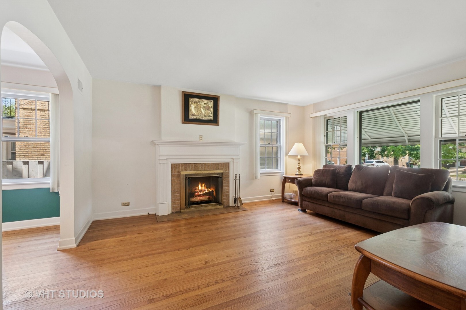 Property Photo:  