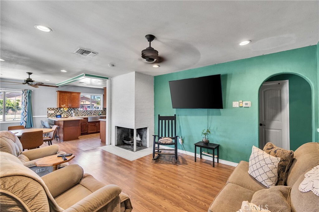 Property Photo: 1748 Bonnie Brae Street CA 91767