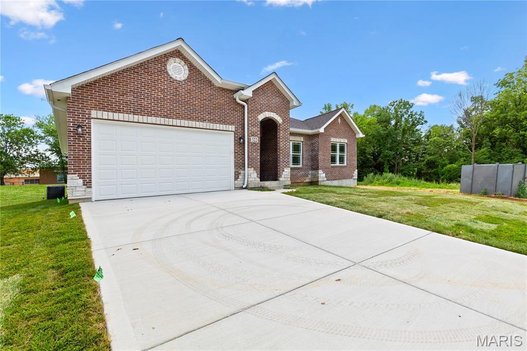 Property Photo: 522 Dove Drive MO 63301