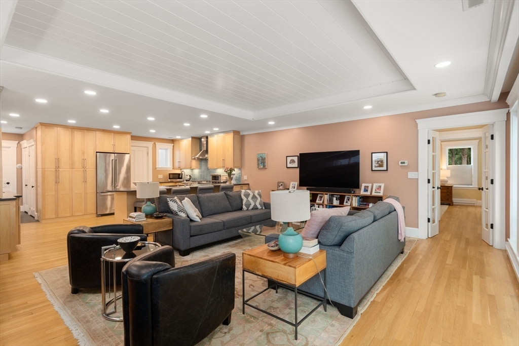 Property Photo: 893 Watertown St MA 02465
