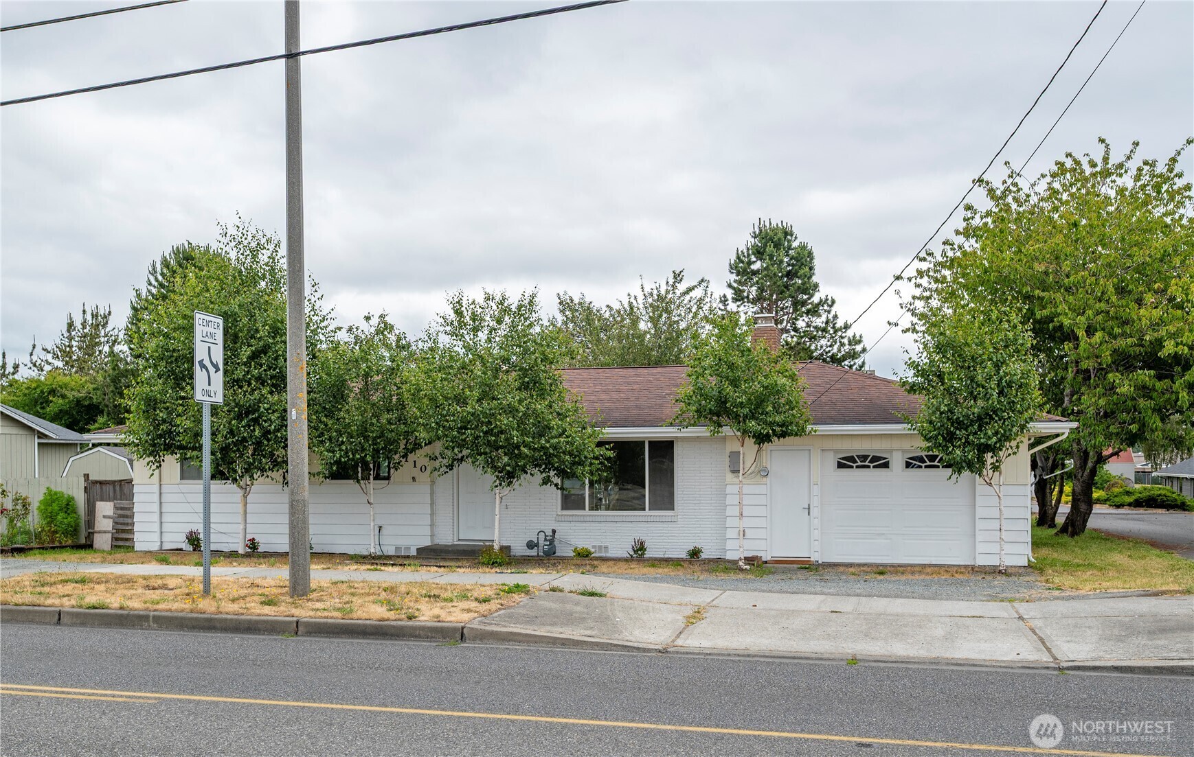 110 N Oak Harbor Road  Oak Harbor WA 98277 photo