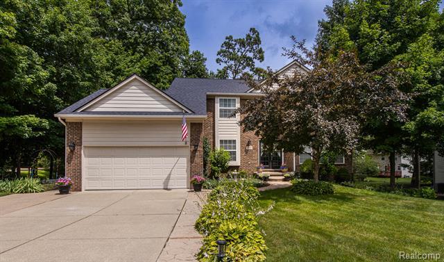 Property Photo: 4500 Red Oak Boulevard MI 48329