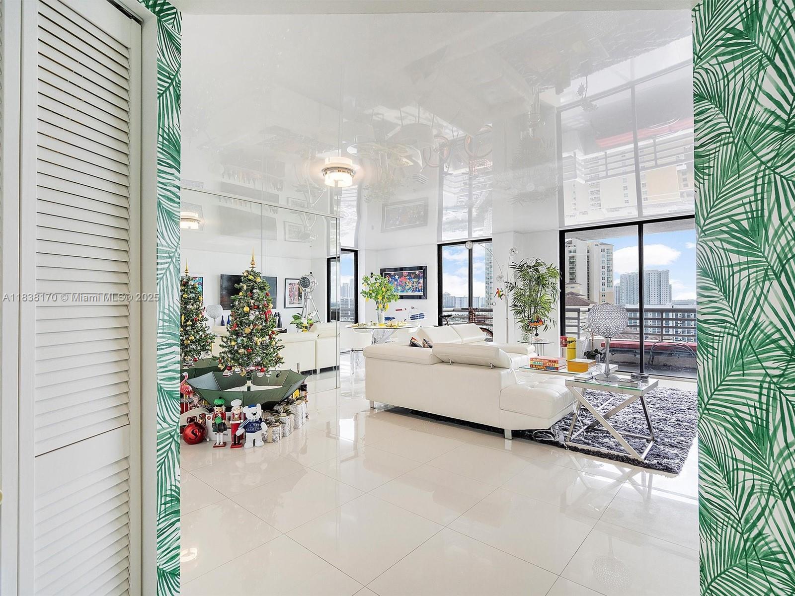 Property Photo: