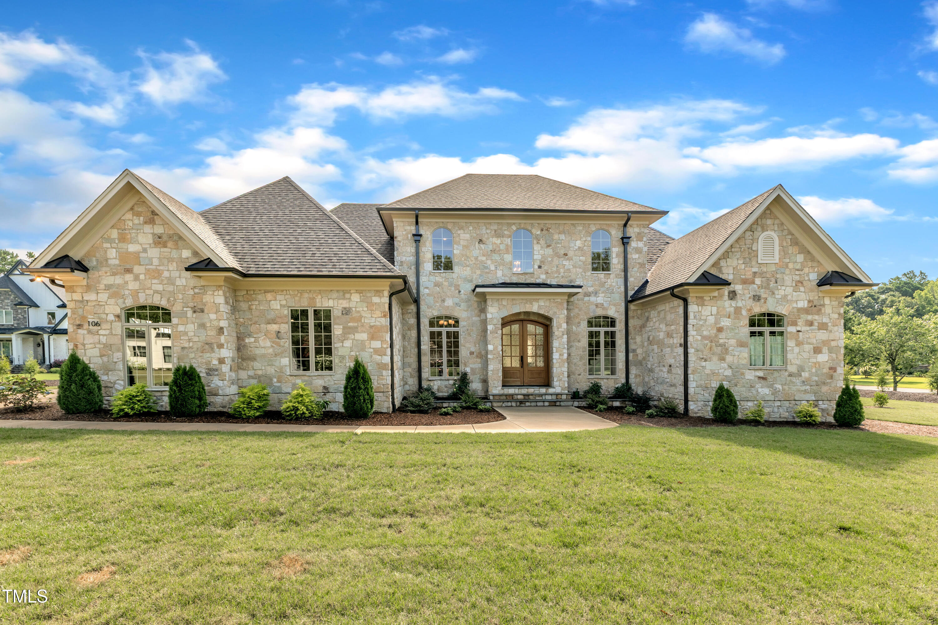 Property Photo: 106 New Dawn Court NC 27529