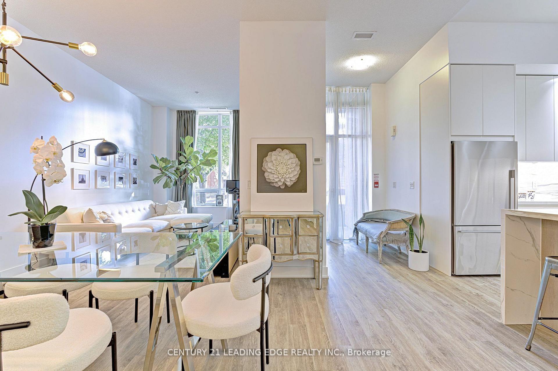 Property Photo:  28 Linden Street 103  ON M4Y 0A4 