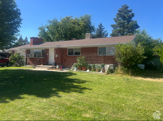 Property Photo:  427 E 1070 S  UT 84097 