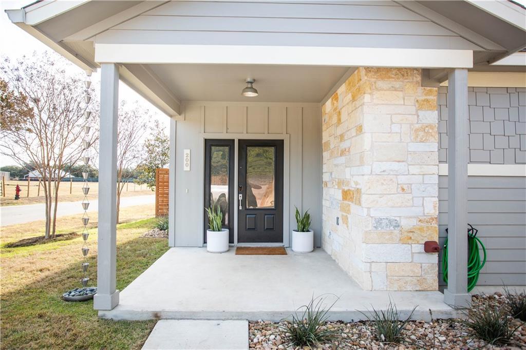 Property Photo:  200 Rose Drive  TX 78620 
