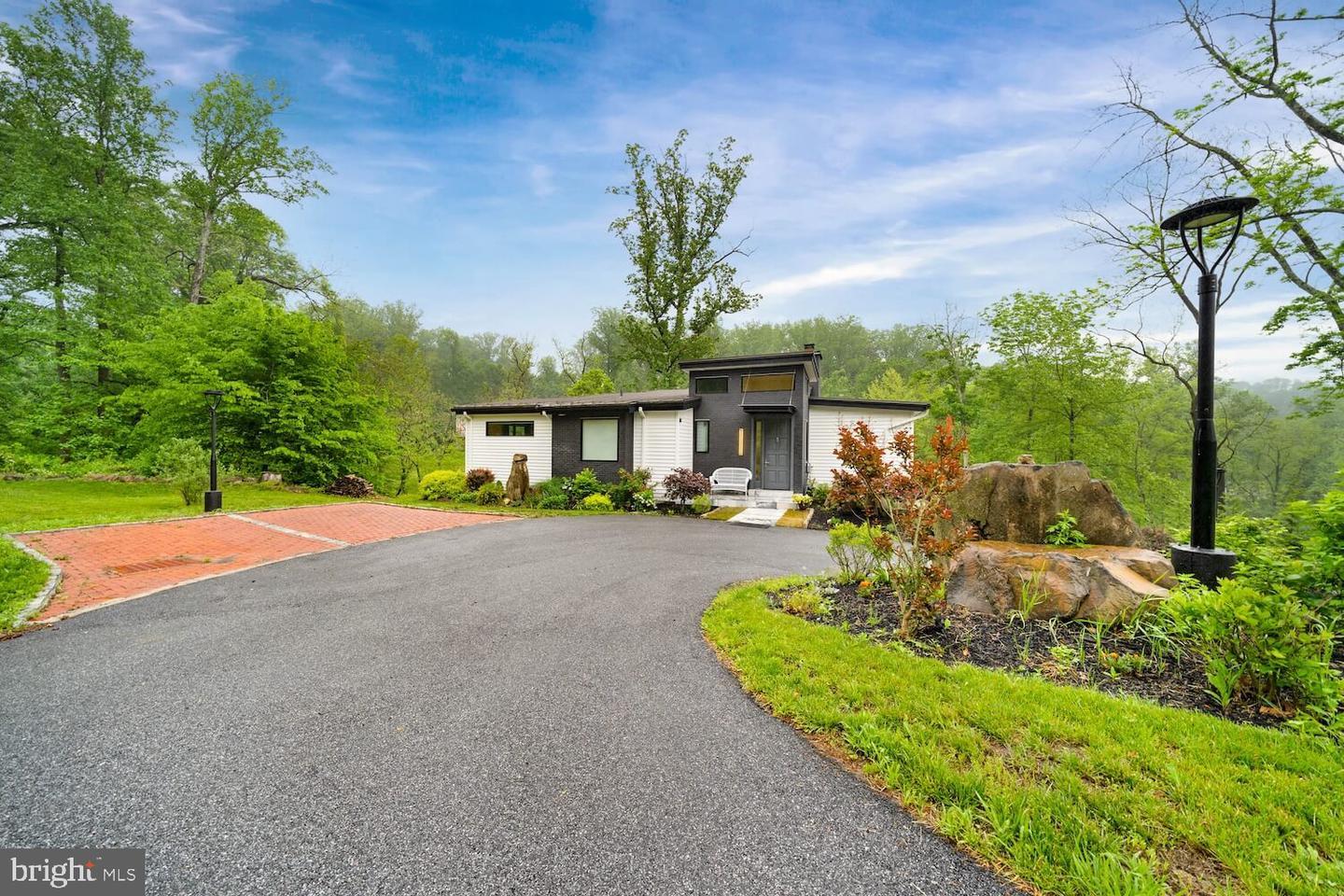 Property Photo: 293 Cheyney Road PA 19342