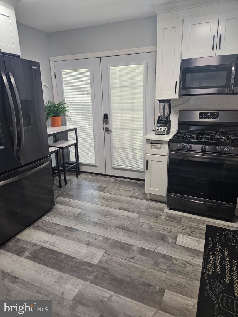 Property Photo: 5 Richmond Road NJ 08817