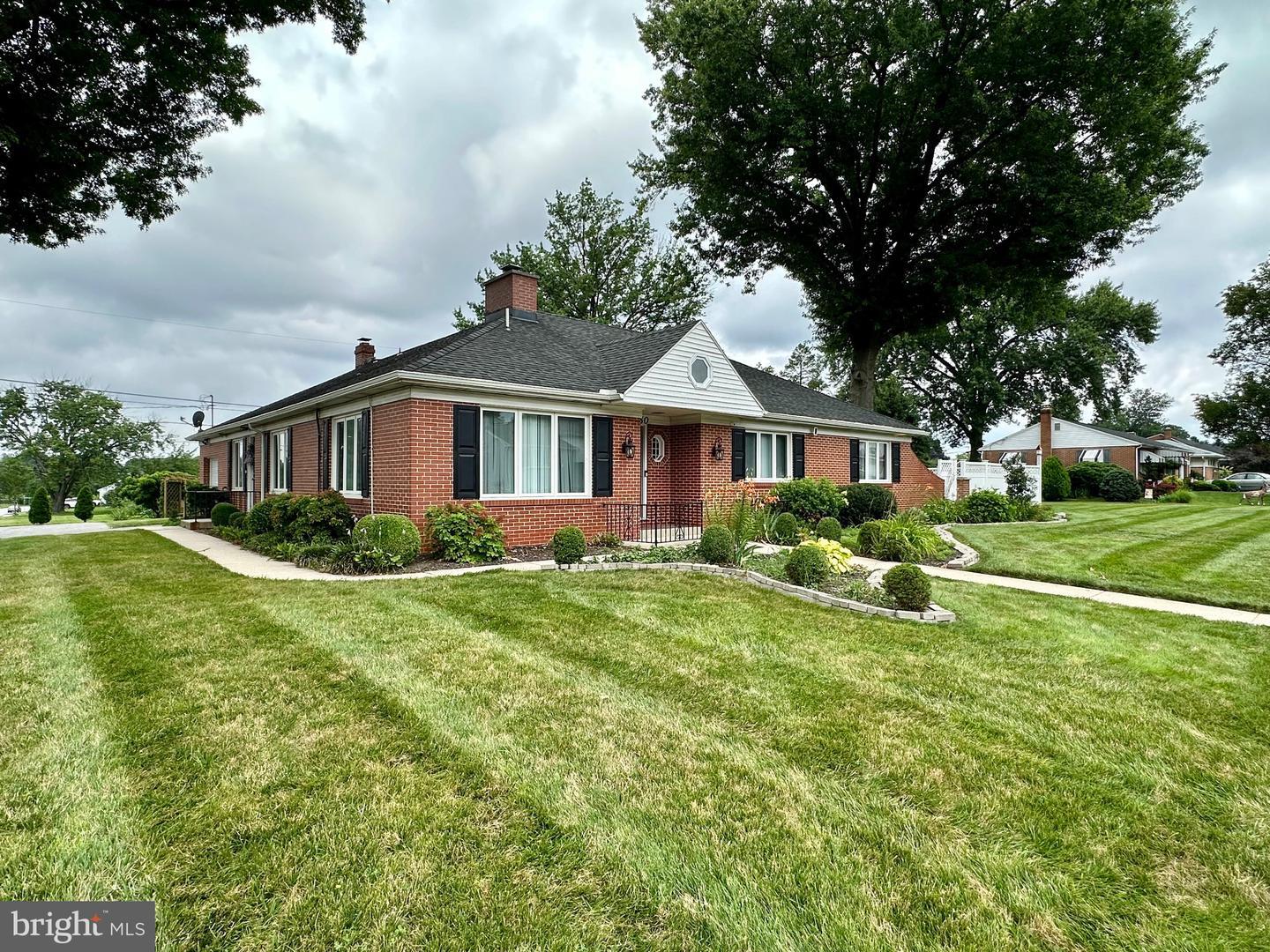 Property Photo: 250 S Findlay Street PA 17402