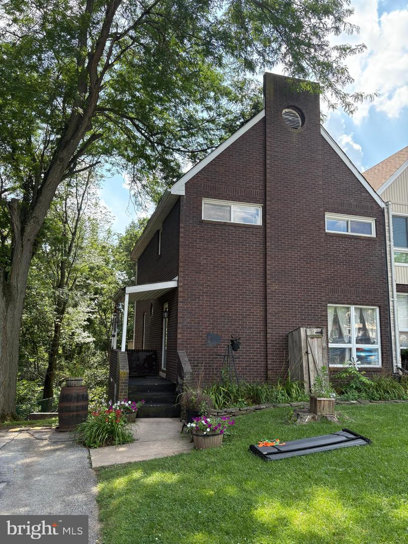 Property Photo: 3115 Equinox Road PA 17315