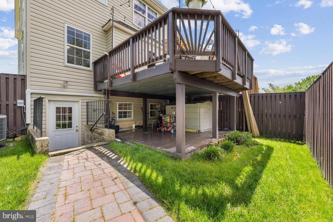 Property Photo:  13654 Shire Place  VA 20155 