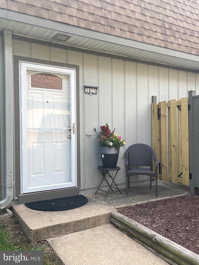 Property Photo: 3825 Miramonte Place 108B VA 22309