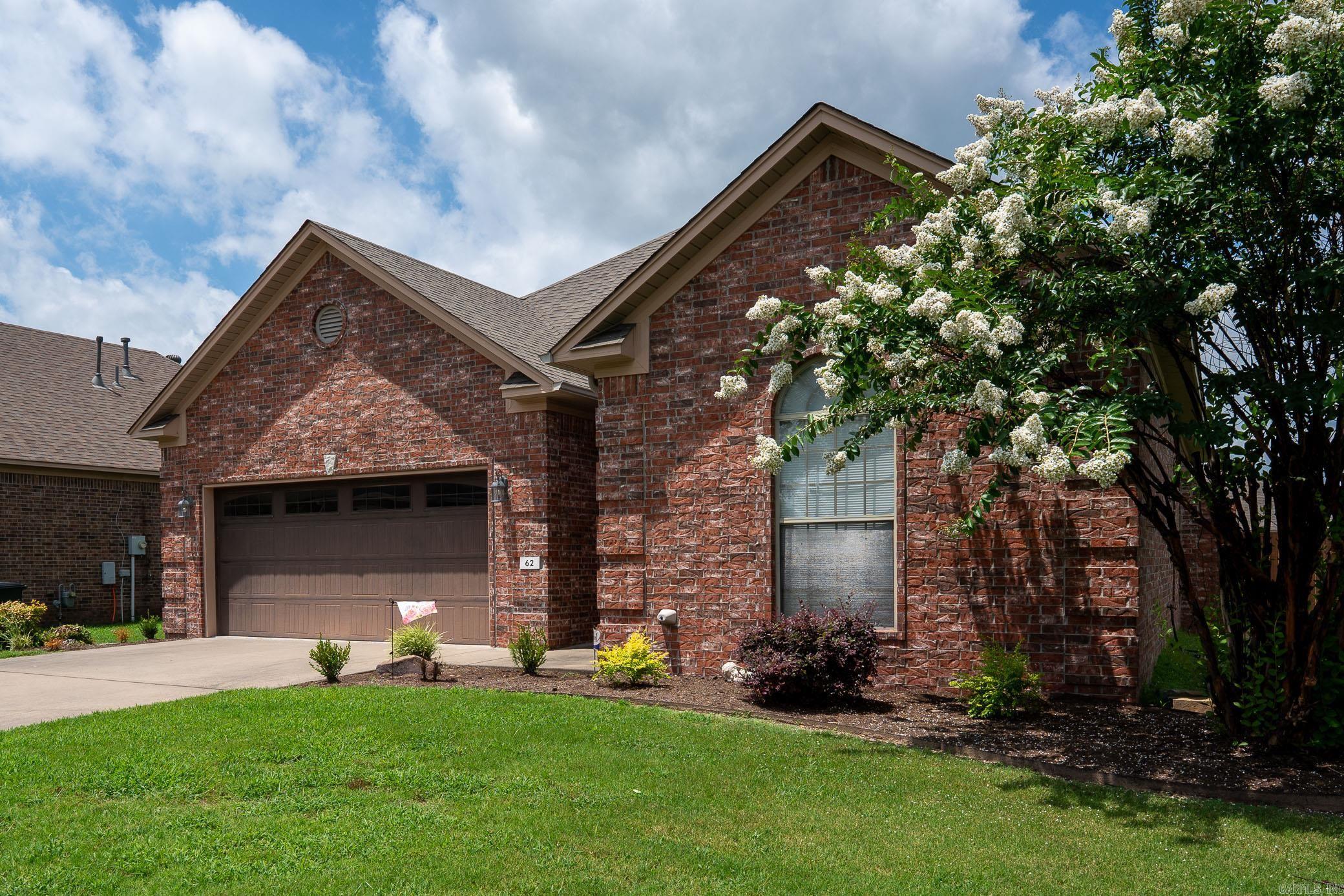 Property Photo: 62 Oak Tree Circle AR 72032