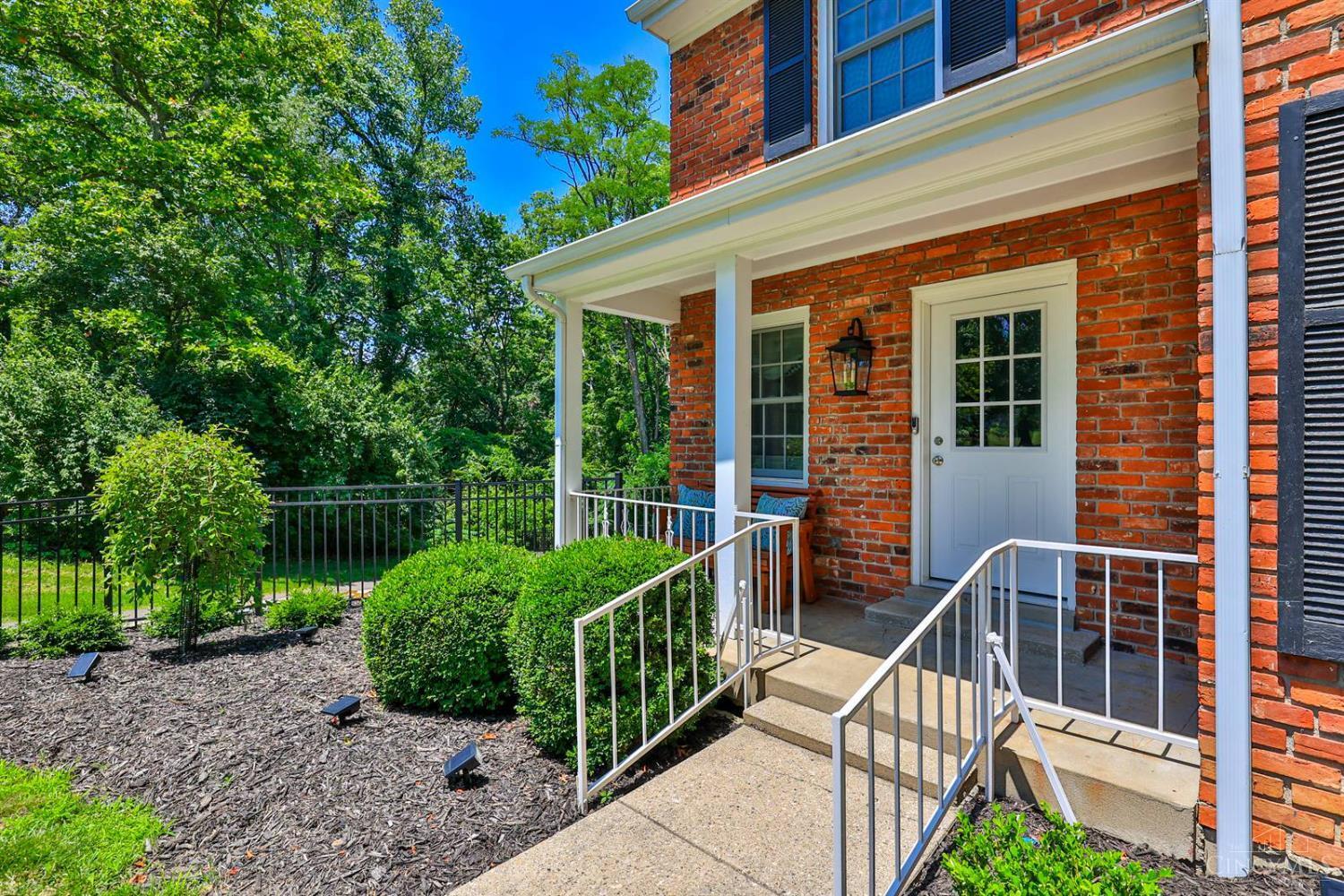 Property Photo: 7760 Surreyhill Lane OH 45243