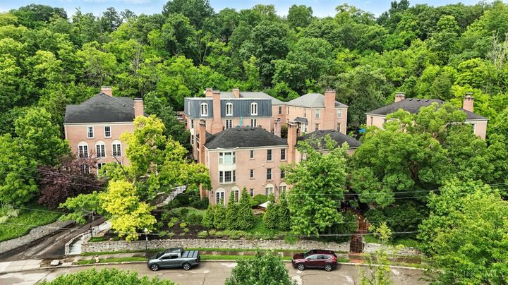 Property Photo:  854 Rue De La Paix  OH 45220 