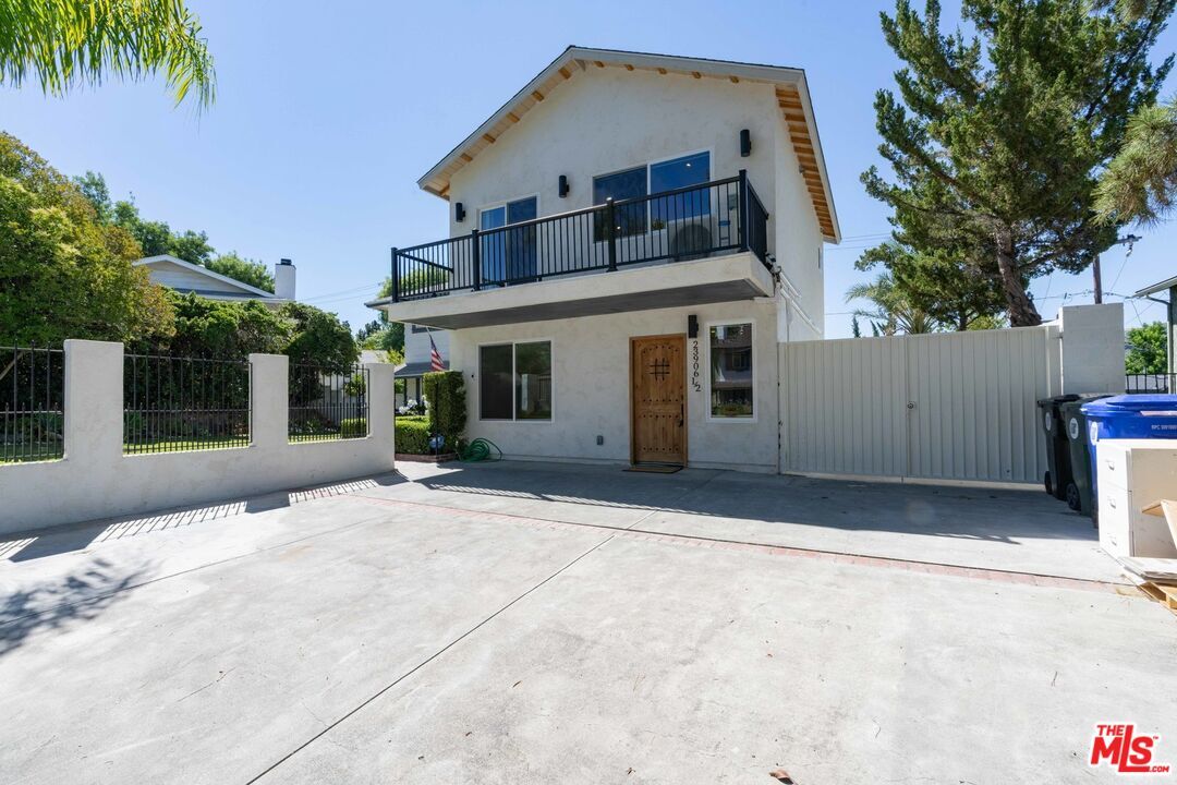 Property Photo:  23906 1/2 Darbun Dr  CA 91321 