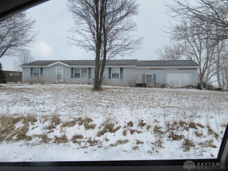 Property Photo:  59 S Elm Tree Road  OH 45317 