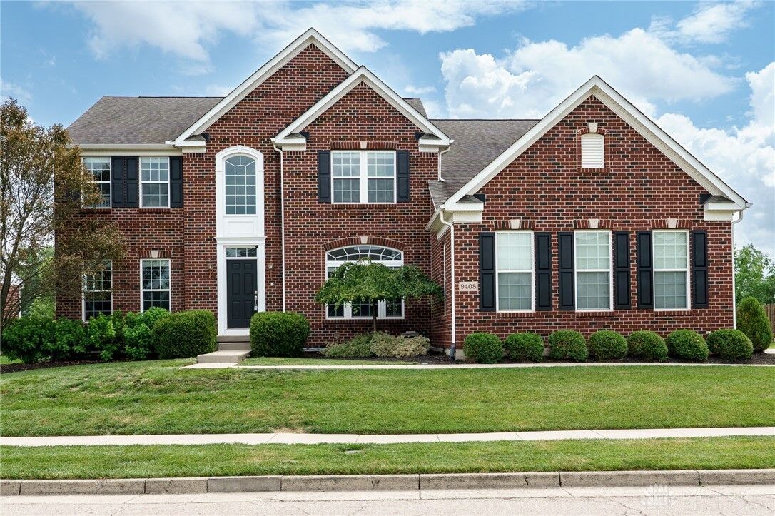 Property Photo:  9408 Oak Brook Drive  OH 45458 