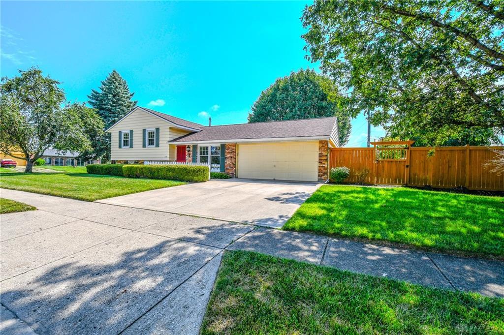 Property Photo:  1138 Edgebrook Avenue  OH 45344 