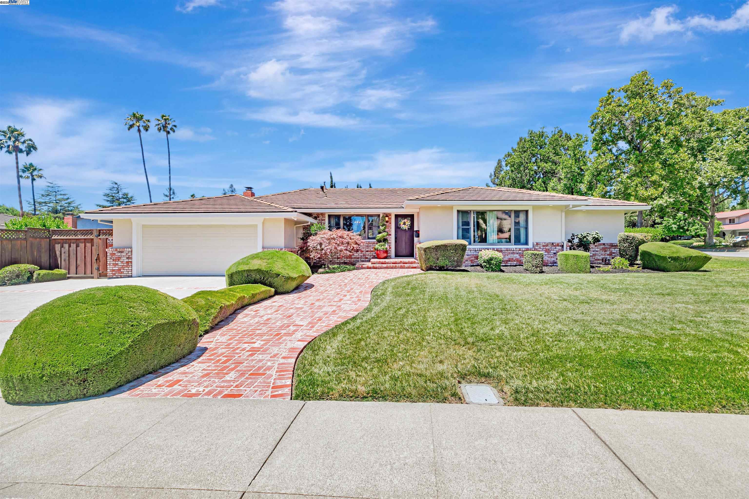 Property Photo: 46101 Klamath St CA 94539