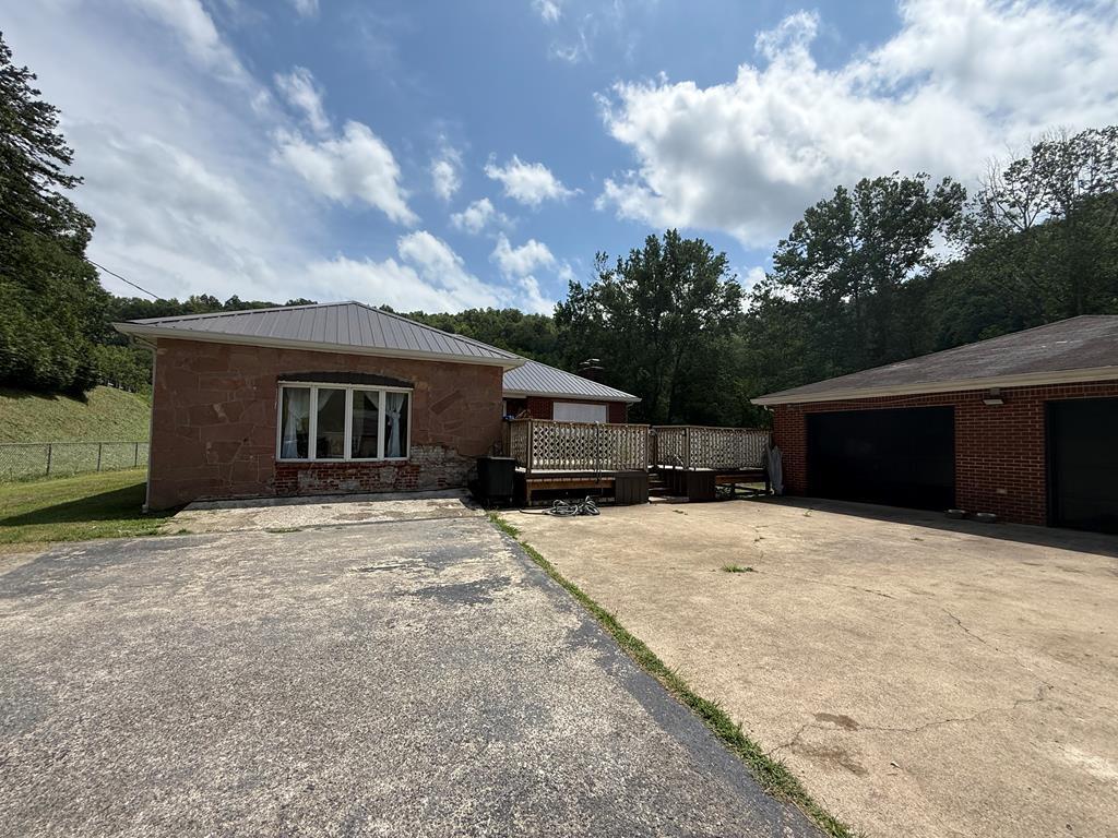Property Photo: 377 Ky. Rt. 993 KY 41274