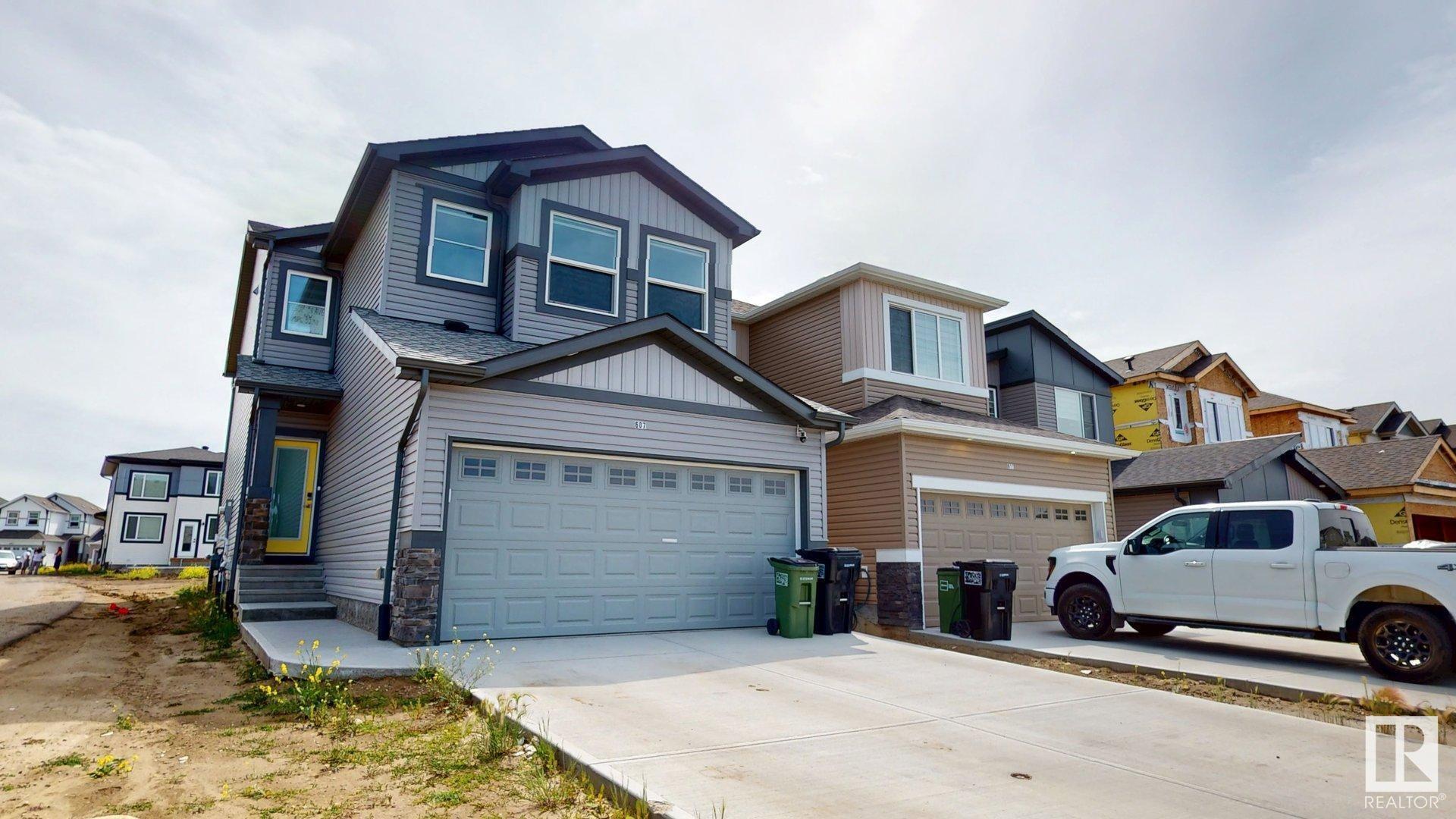 Property Photo: 607 31 Avenue NW AB T6T 2V6