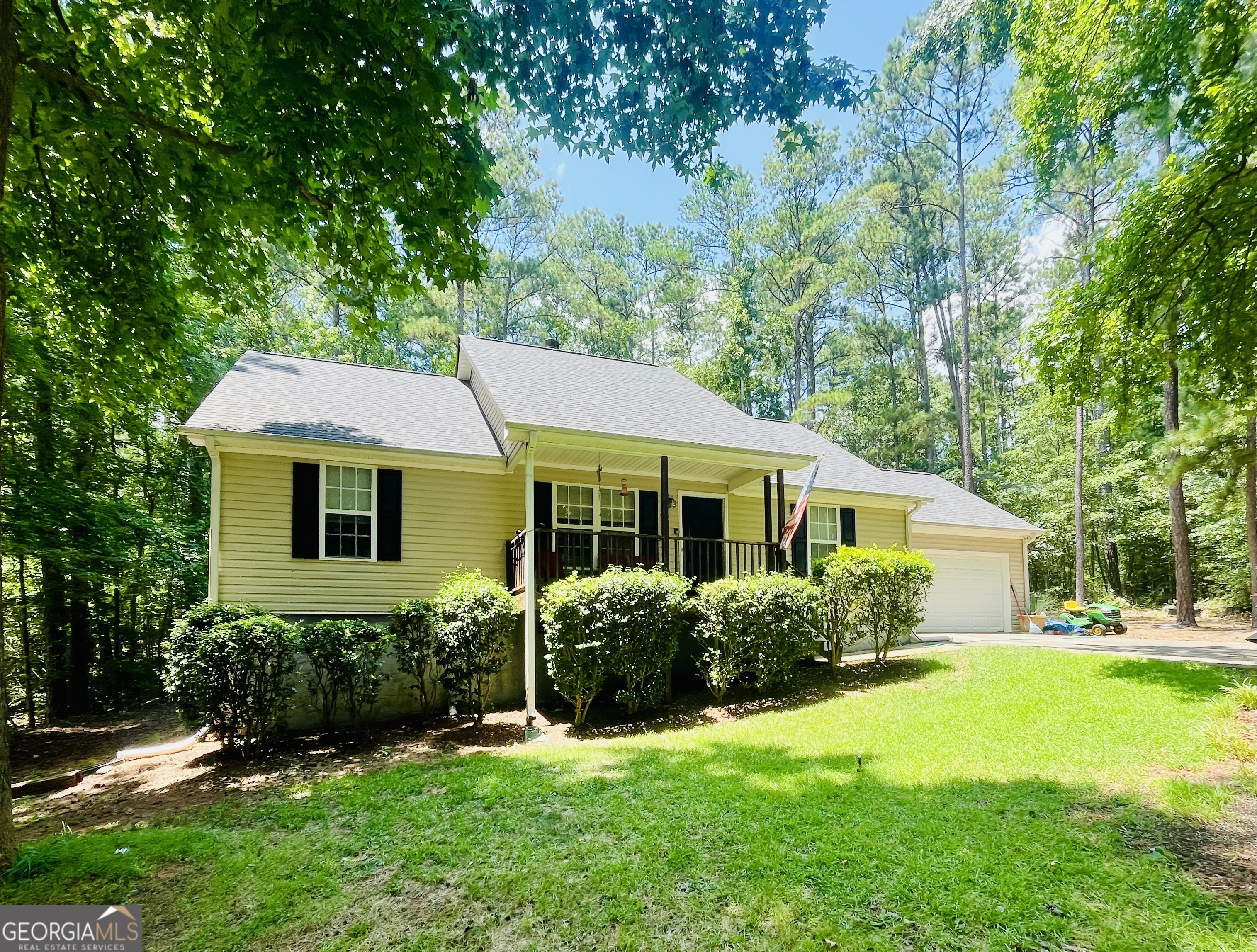Property Photo: 206 Pheasant Drive GA 31064