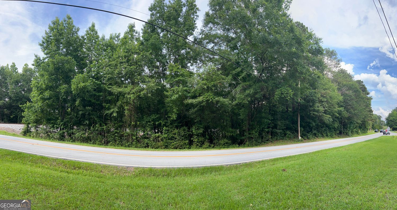 Property Photo: 760 Almon Road GA 30014