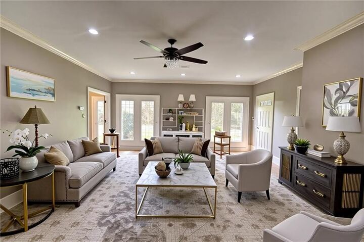 Property Photo: 215 Whitfield Drive LA 71457