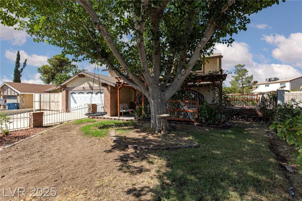 Property Photo: 6457 Celeste Avenue NV 89107