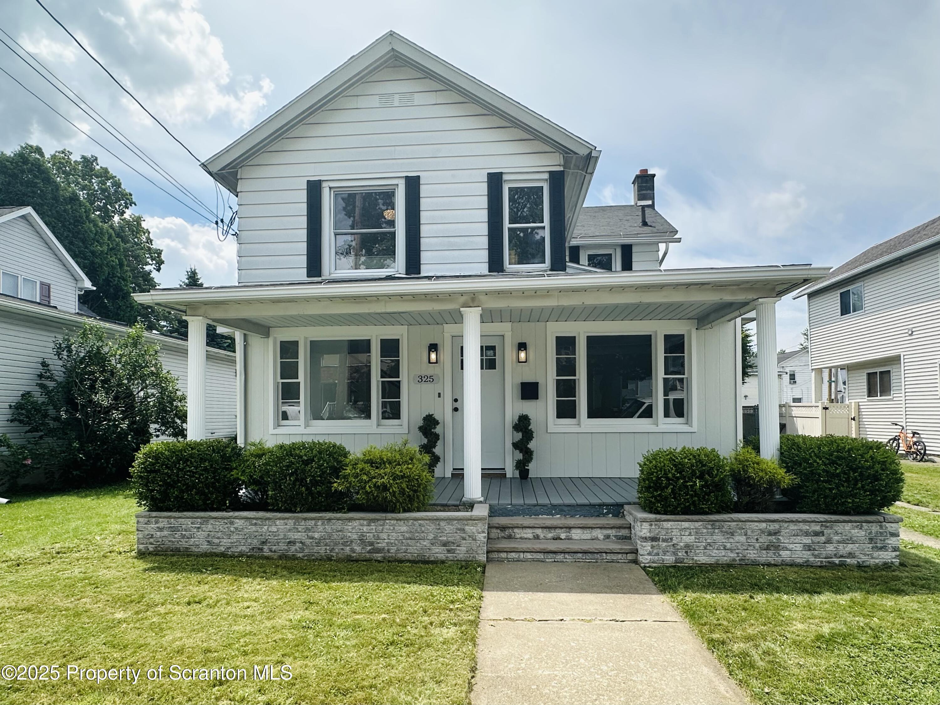 325 Hickory Street  Peckville PA 18452 photo