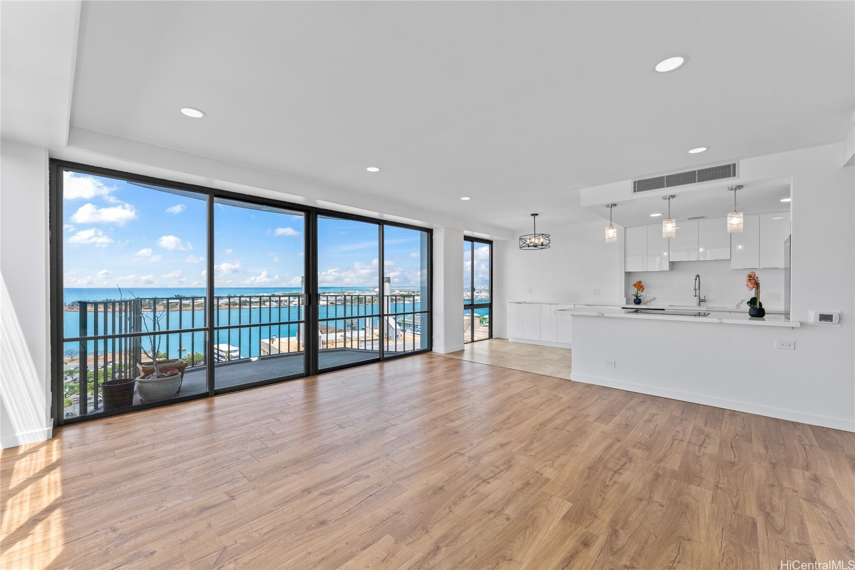 Property Photo: 700 Richards Street 1709 HI 96813