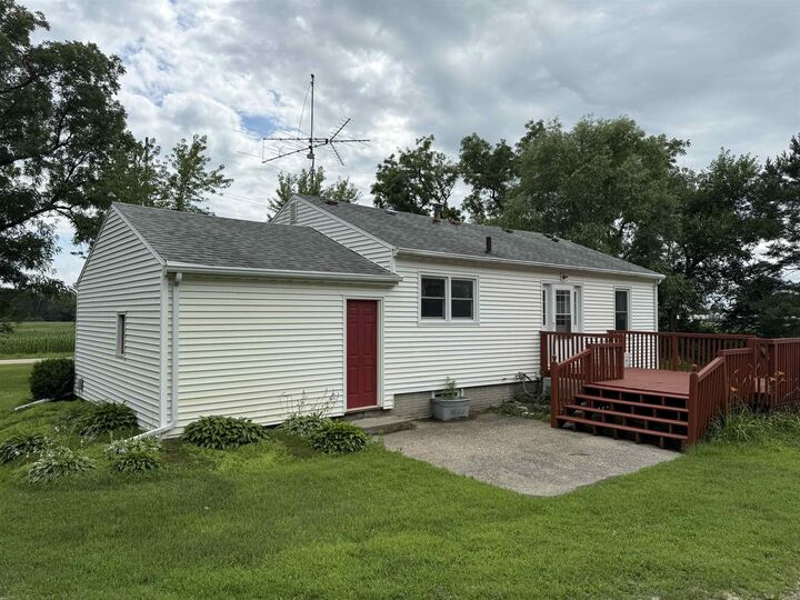 Property Photo: 28785 280th Street IA 50670