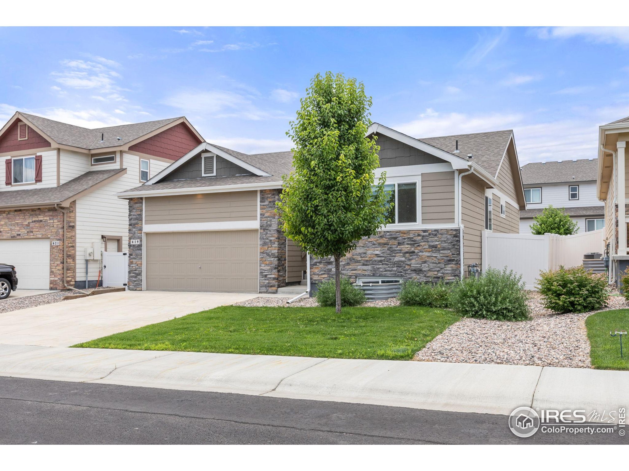 Property Photo: 619 Rosedale St CO 80550