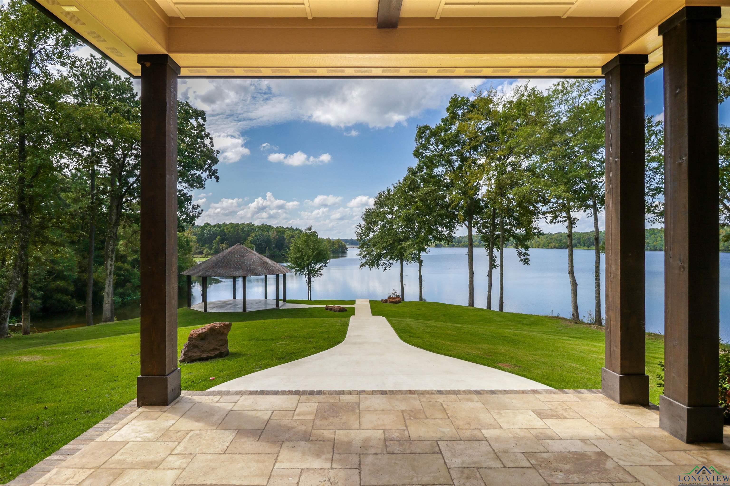 Property Photo: 2142 Fawn Crossing TX 75644