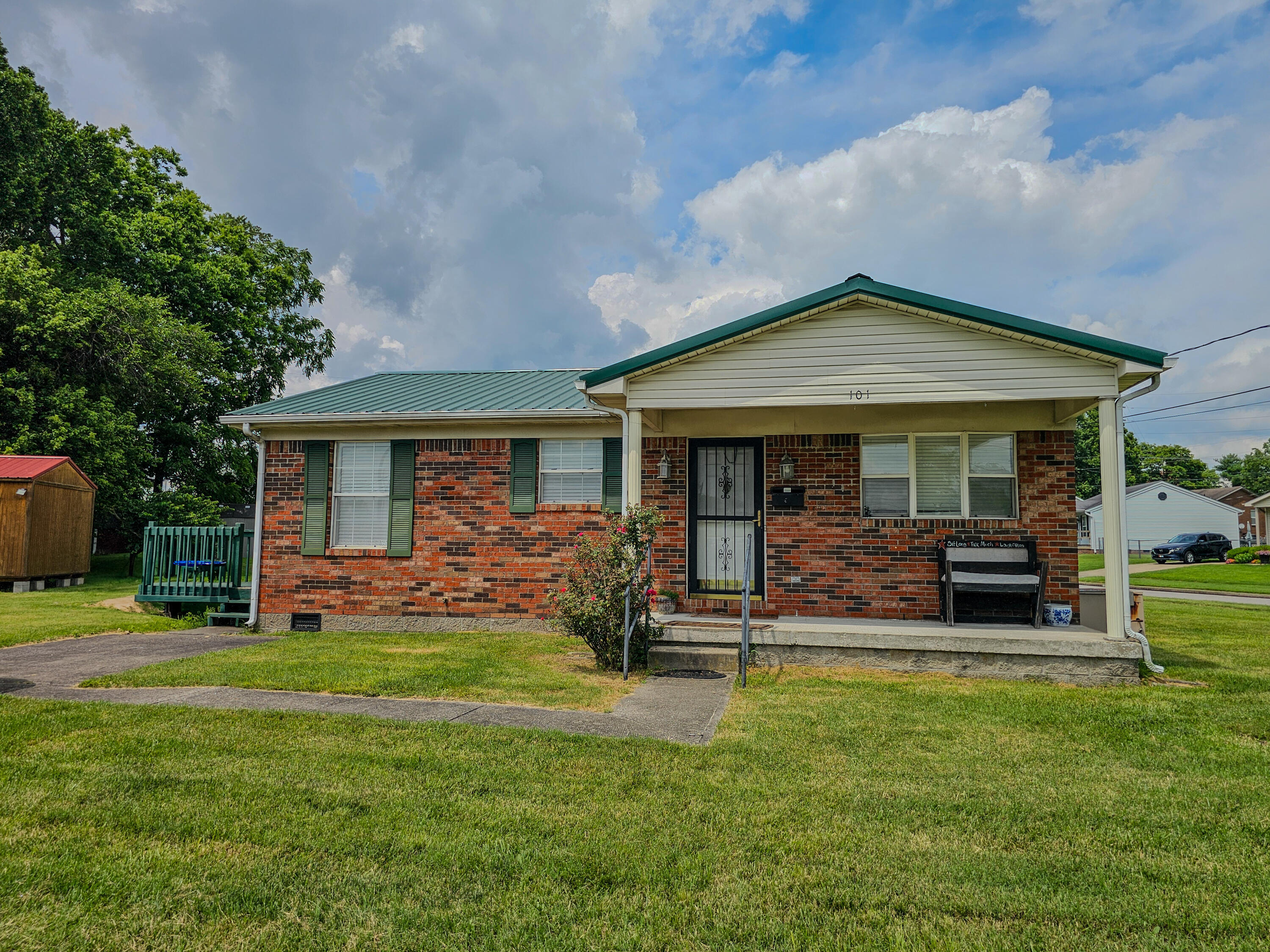 Property Photo: 101 John Wd Bowling Court KY 40422