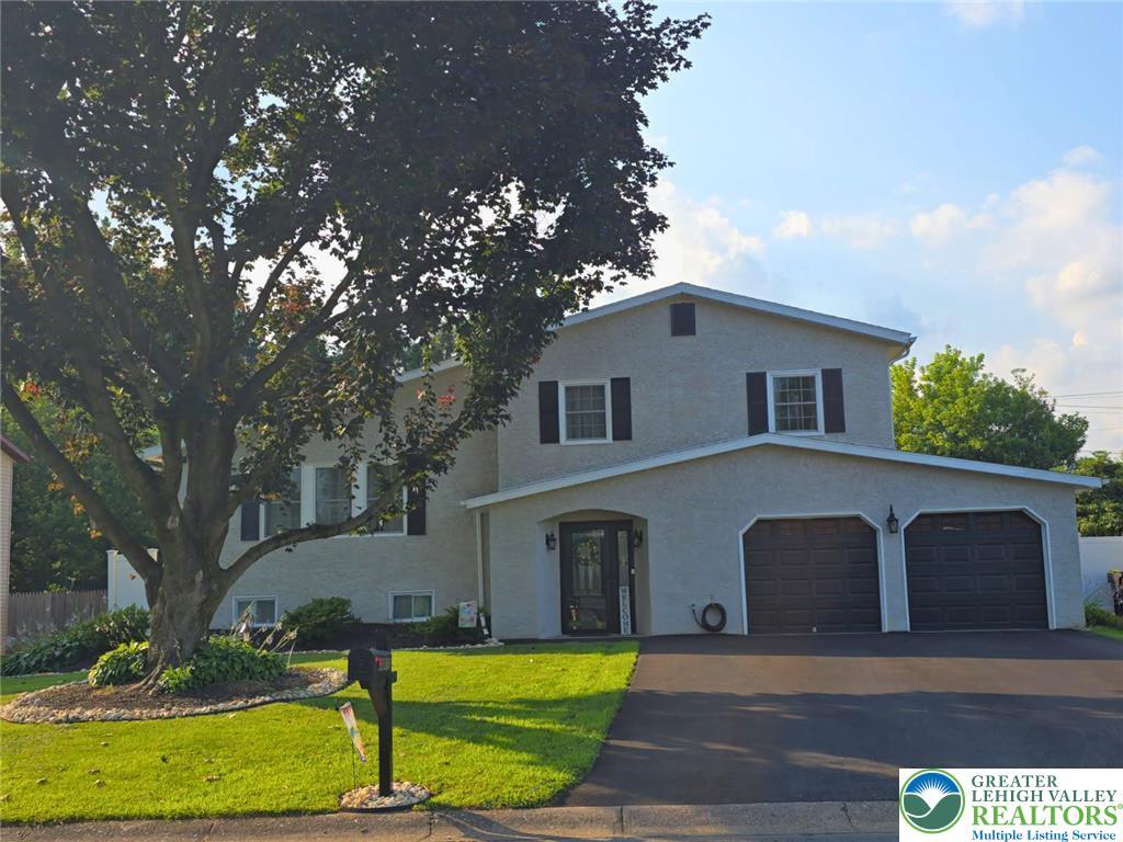 Property Photo: 4017 Birch Drive PA 18020