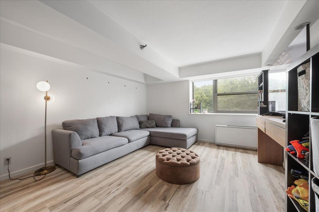 Property Photo: 23 Water Grant Street 4I NY 10701