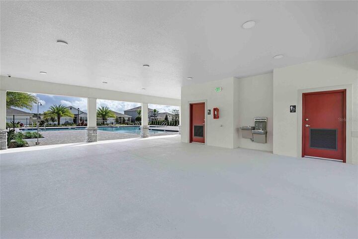 Property Photo: 2074 Ashwood Bluff Drive FL 34761