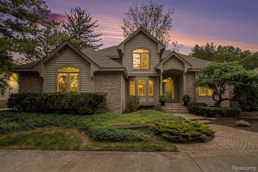 Property Photo:  6512 White Lake Road  MI 48346 1585 